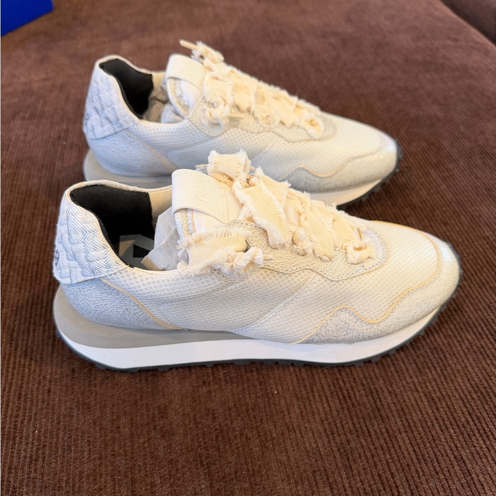 P448 Women's Sneakers in Cream and White